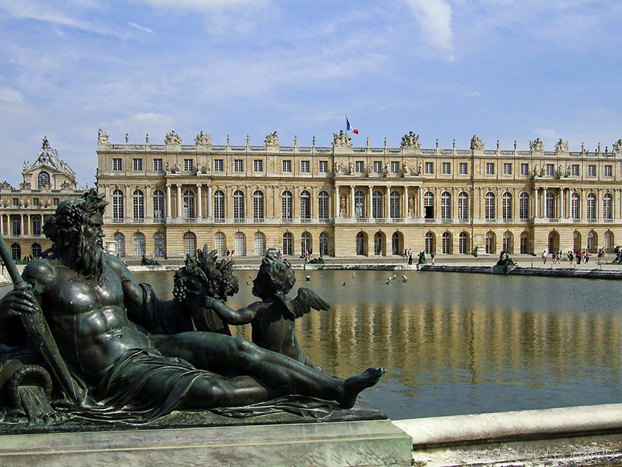 Ibis Versailles Chateau Hotel Exterior photo